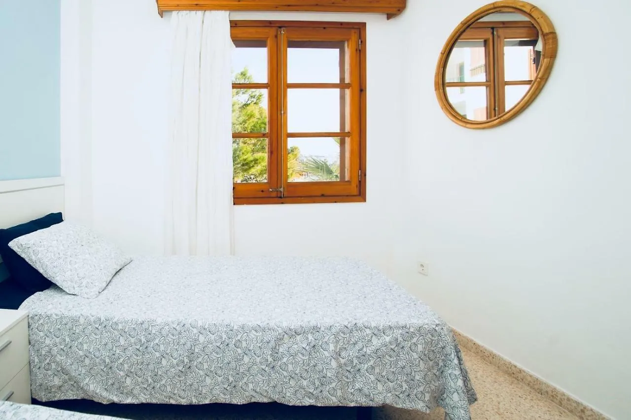 פורט ד'אלקודיה Beachfront Apartment
