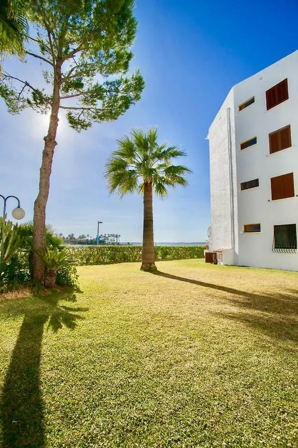פורט ד'אלקודיה Beachfront Apartment  פורט ד'אלקודיה